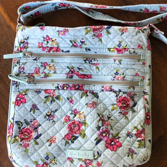 VERA BRADLEY HIPSTER CROSSBODY PURSE QUILTED BLUE FLORAL WATER BOUQUET - Picture 2 of 3